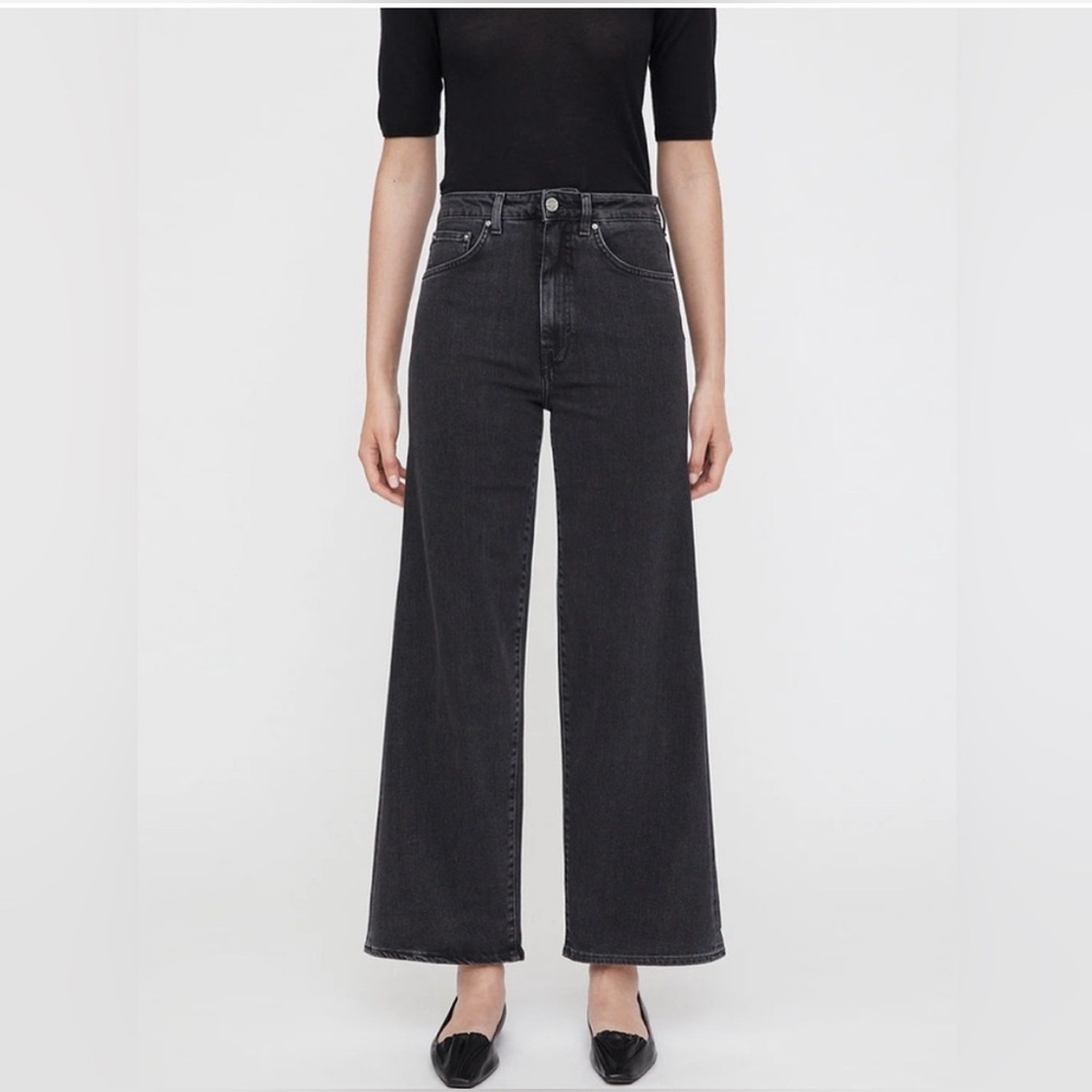 EUC Toteme Wide Leg Flare Fit Jeans